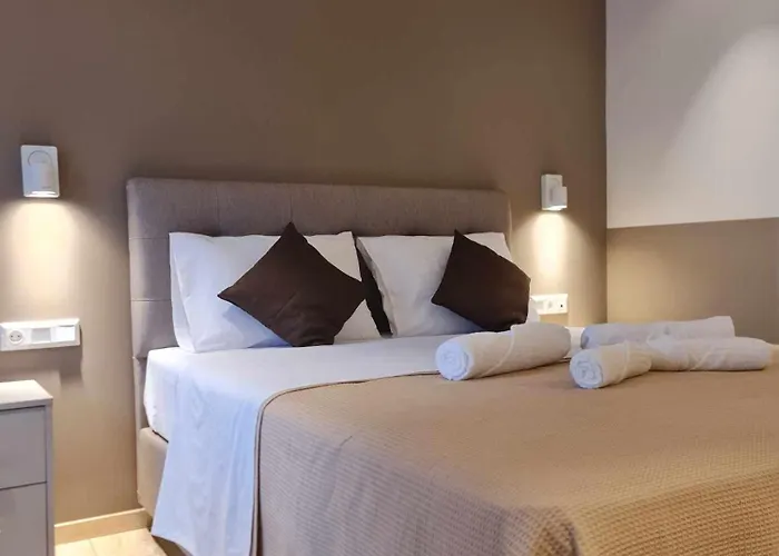 Olympus Thea דירה *